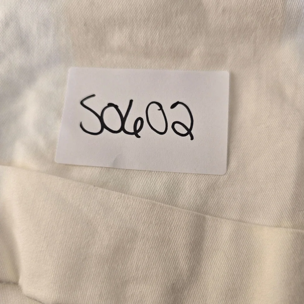 White House Black Market Cream Cuffed Chino Shorts Size 2 Off White Casual SO602
